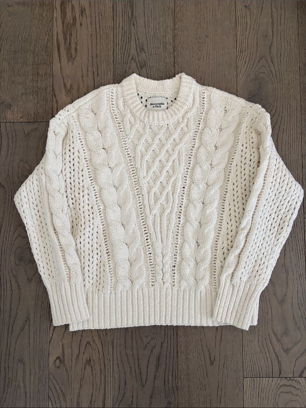 Abercrombie & Fitch Women’s Cream Cable Knit Sweater